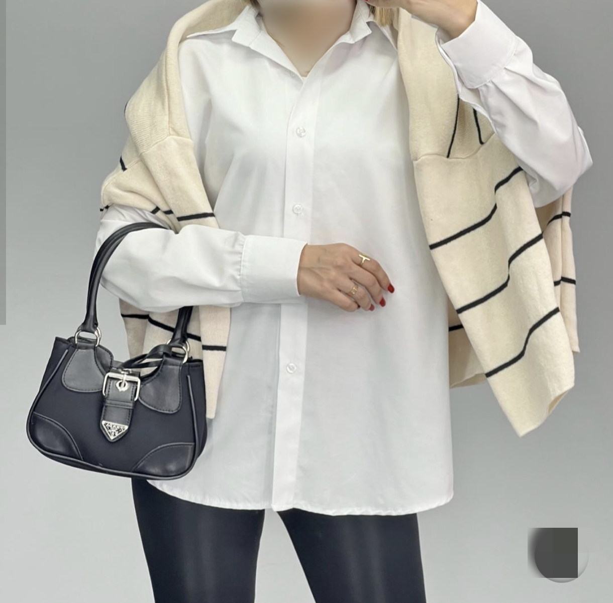 شومیز سفید داکرون
